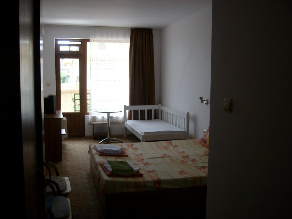 Hotel Neven プリモルスコ 部屋 写真